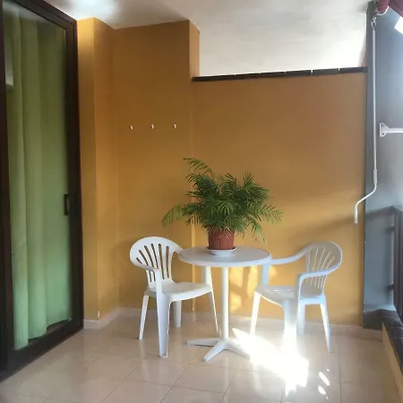 Apartamento Costa Gigantes アパート *